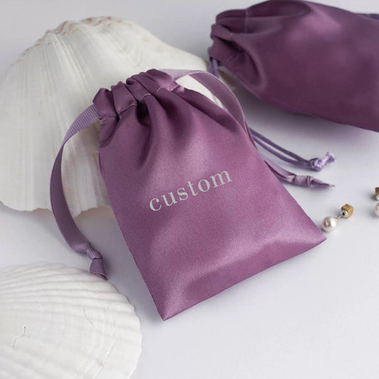Housse en satin